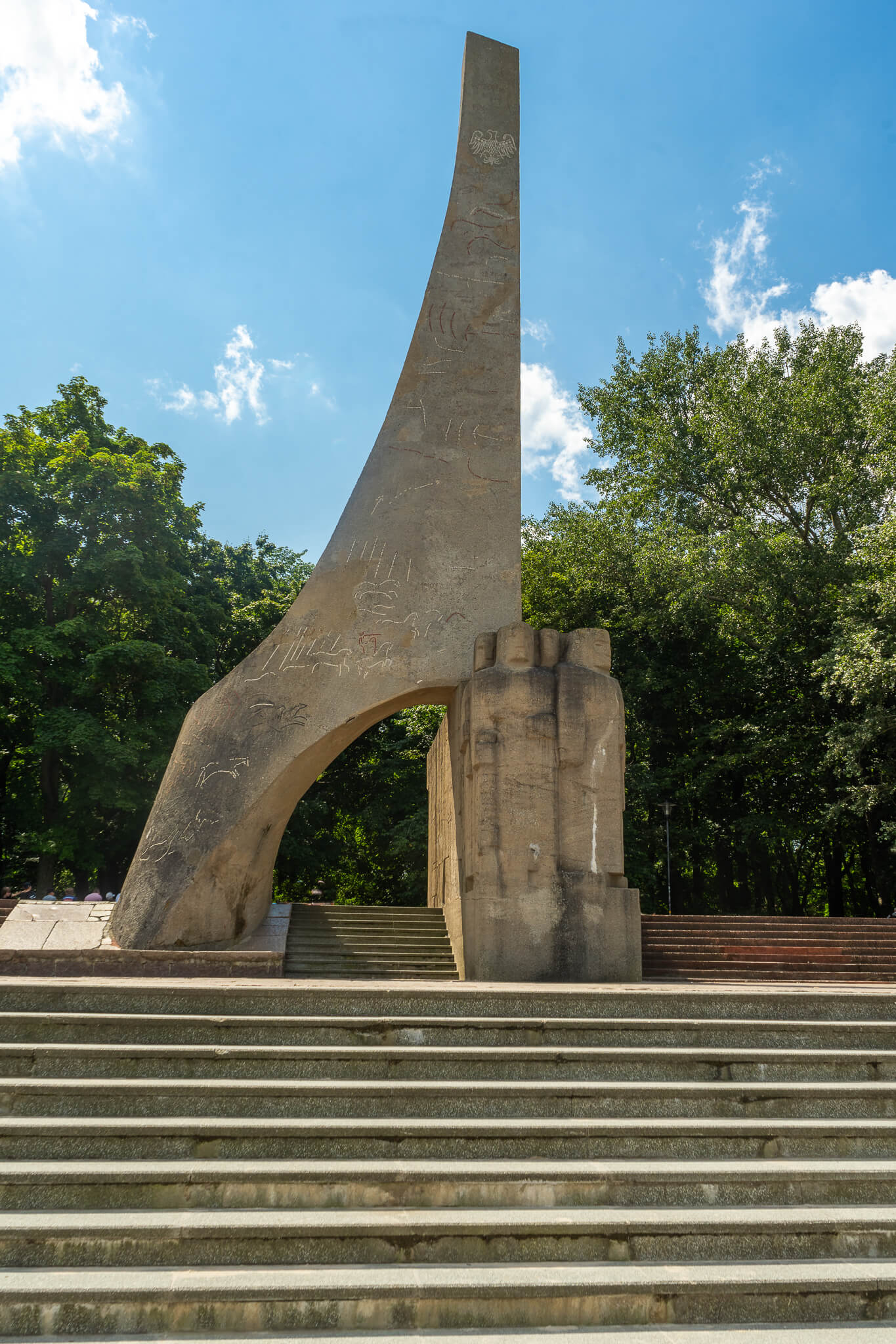 Kołobrzeg pomnik zaślubin z morzem
